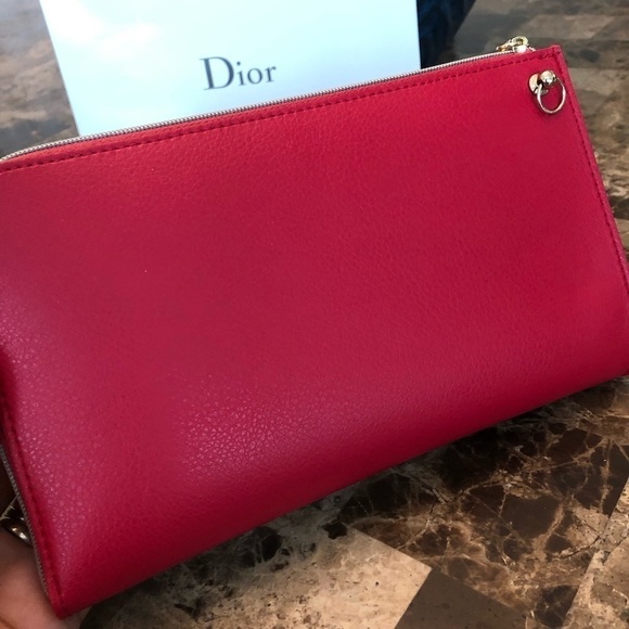 DIOR Cosmetic bag converted to crossbody BNWB, perfect brand new condition - Picture 6 of 14